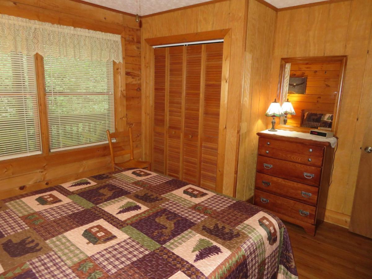 Misty Creek Log Cabins マギー・バレー エクステリア 写真